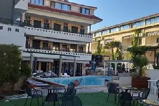 Philoxenia & Hotel Pefkochori
