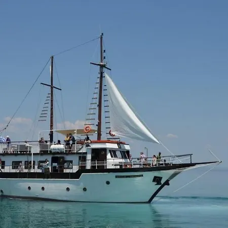 Philoxenia & Hotel 4*