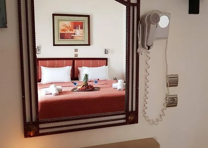 Hotel Philoxenia &