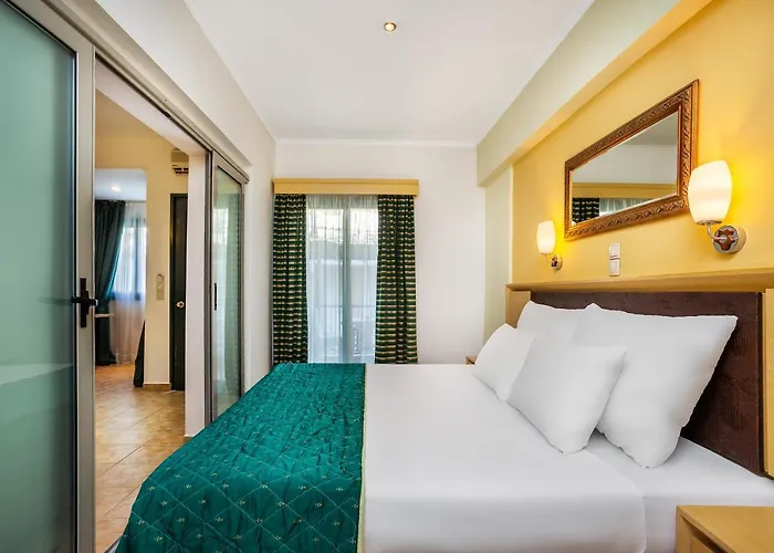 Philoxenia & Hotel 4*
