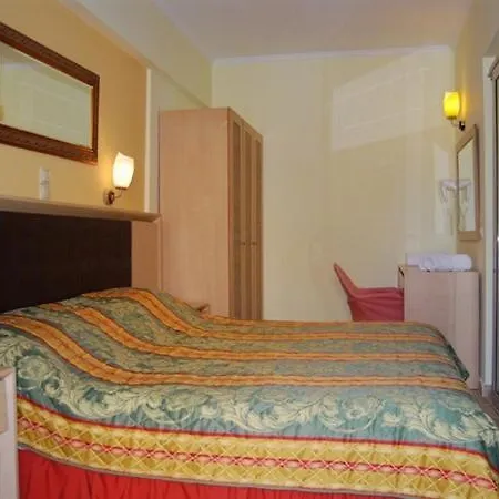 Philoxenia & Hotel 4*